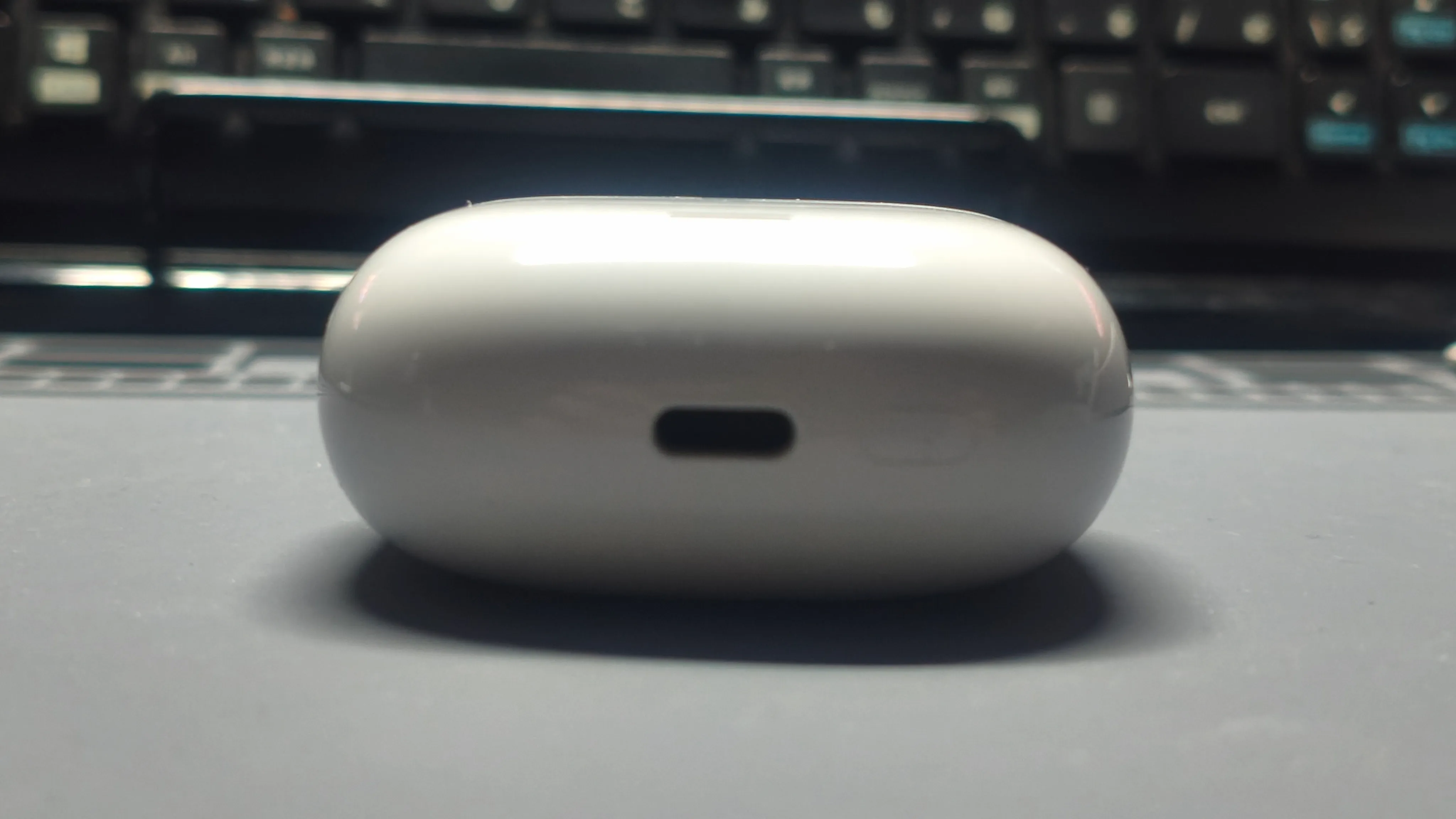 ケース底面のUSB-Cポート
